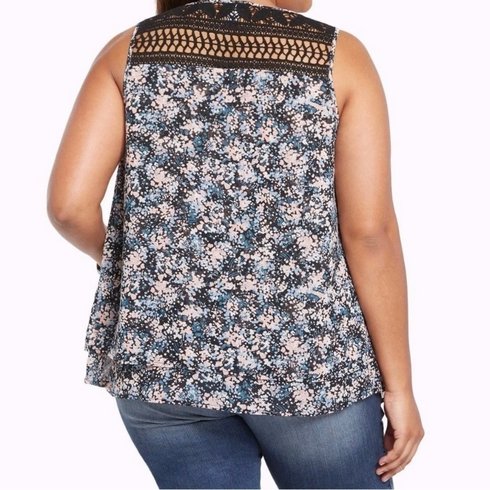 Torrid Floral Boho Layered Hem Chiffon Crochet Blouse Size 2 (2X) - Picture 2 of 7